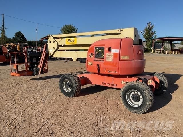 JLG 450AJ Съчленени стрелови подемници