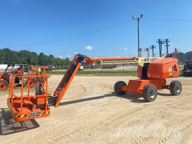 JLG 460SJ Телескопични повдигачи

