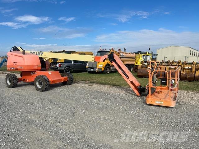 JLG 460SJ Телескопични повдигачи
