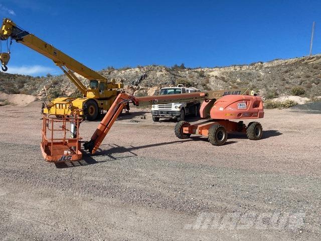 JLG 460SJ Съчленени стрелови подемници