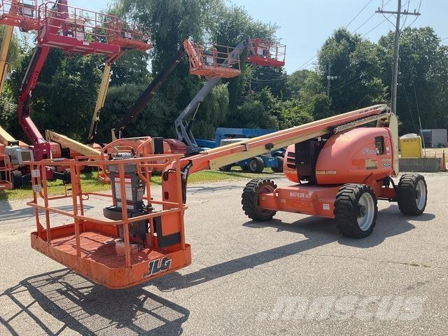 JLG 600A Съчленени стрелови подемници