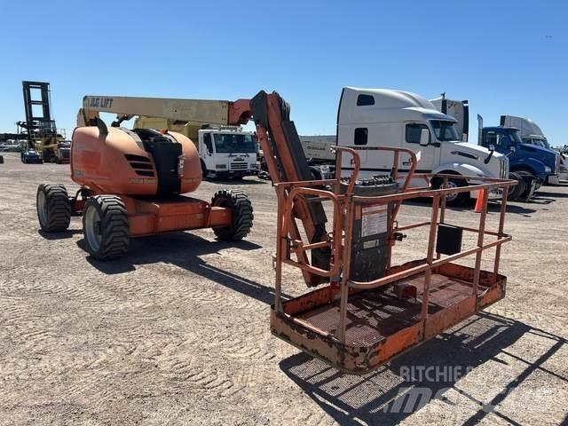 JLG 600AJ Съчленени стрелови подемници
