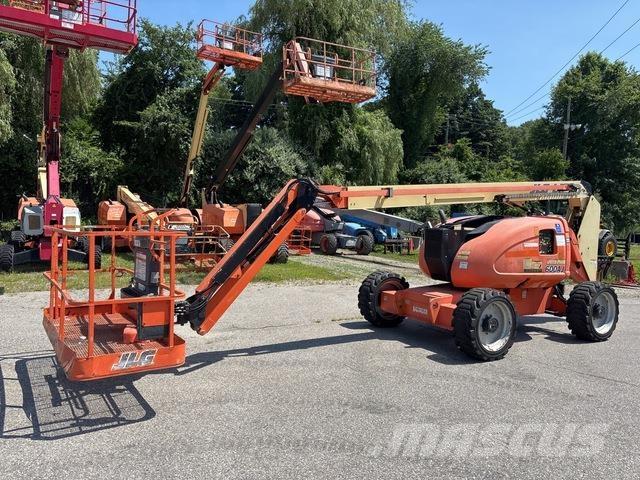 JLG 600AJ Съчленени стрелови подемници