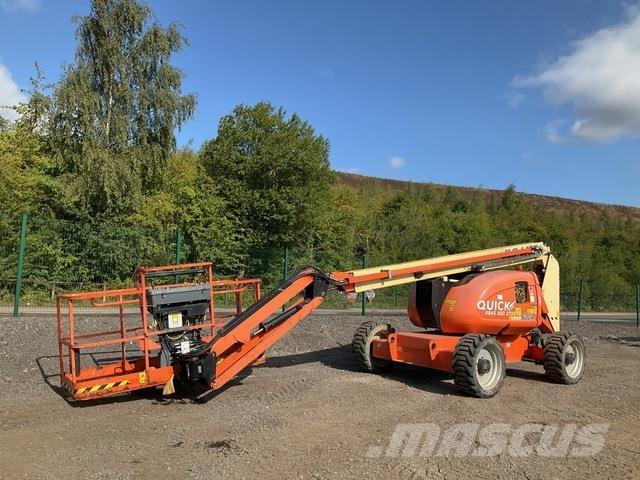 JLG 600AJ Съчленени стрелови подемници