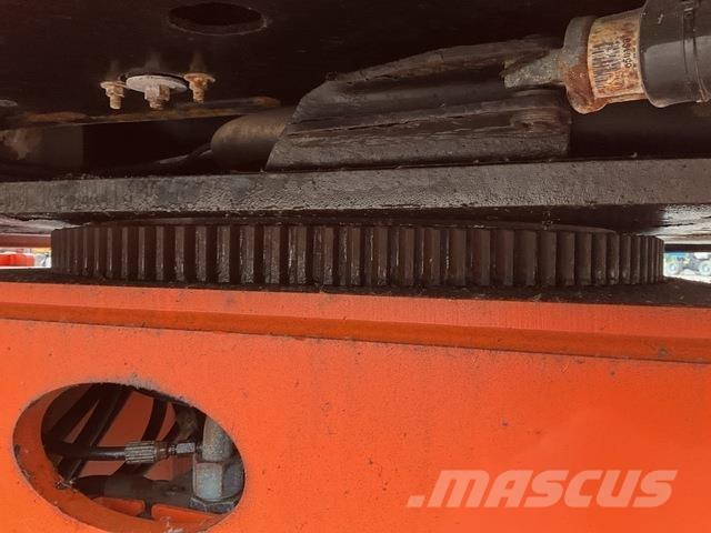 JLG 600AJ Съчленени стрелови подемници