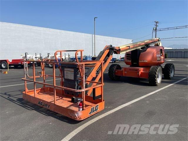 JLG 600AJ Съчленени стрелови подемници