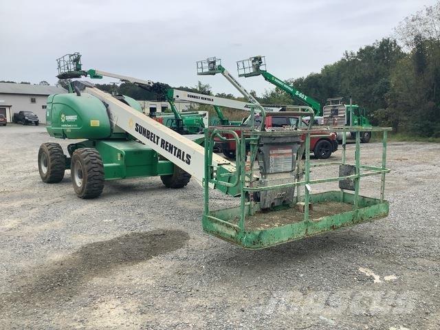 JLG 600S Телескопични повдигачи
