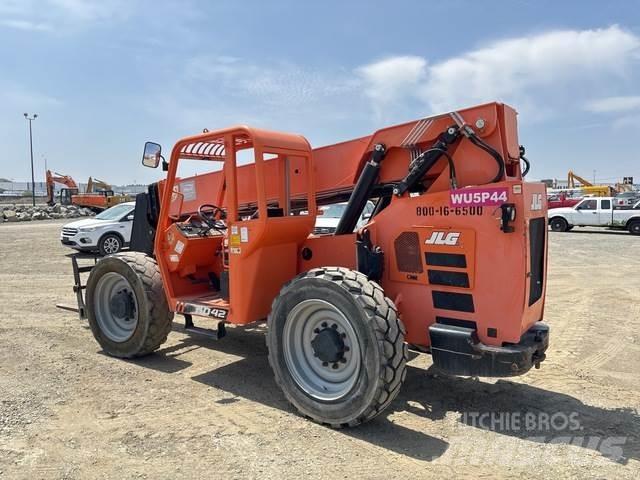 JLG 6042 Телескопични товарачи