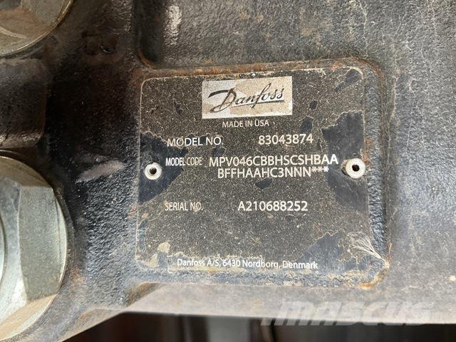JLG 660SJ Телескопични повдигачи
