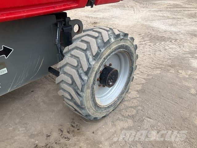 JLG 660SJ Телескопични повдигачи

