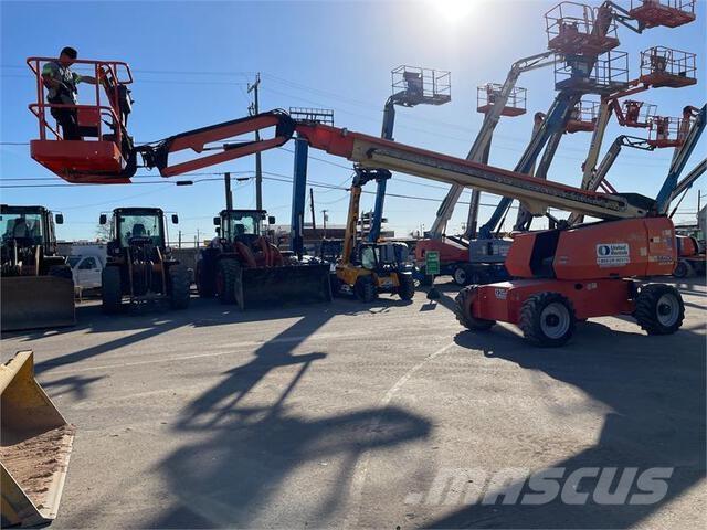 JLG 660SJ Телескопични повдигачи
