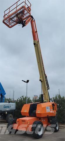 JLG 660SJ Телескопични повдигачи
