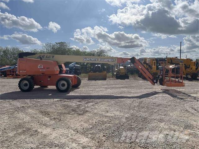 JLG 660SJ Телескопични повдигачи
