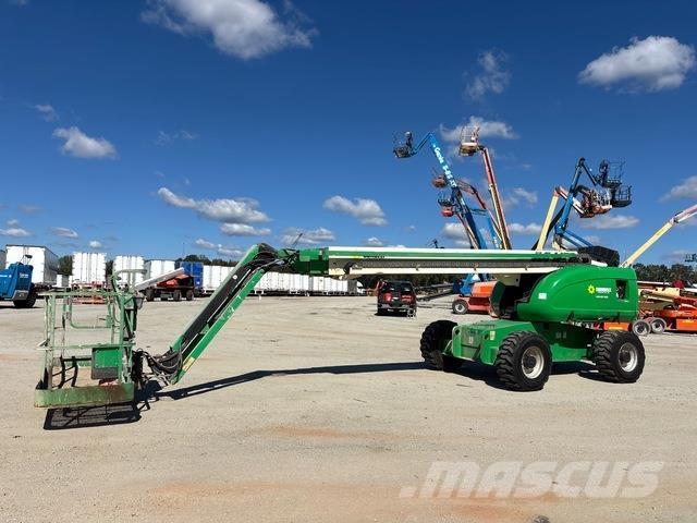 JLG 660SJ Телескопични повдигачи
