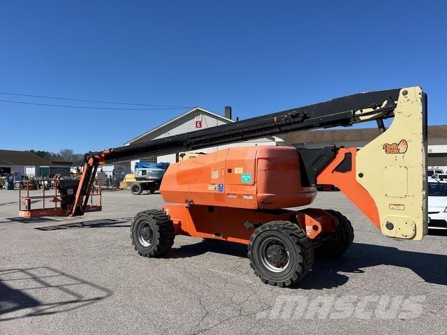 JLG 800 AJ Съчленени стрелови подемници