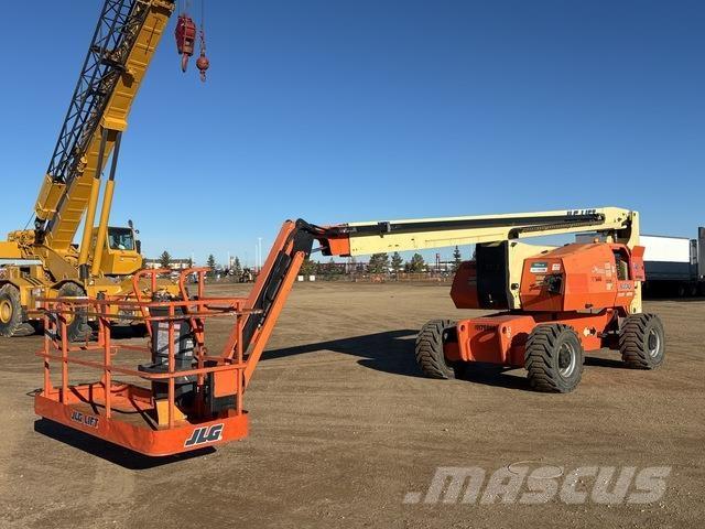 JLG 800 AJ Съчленени стрелови подемници