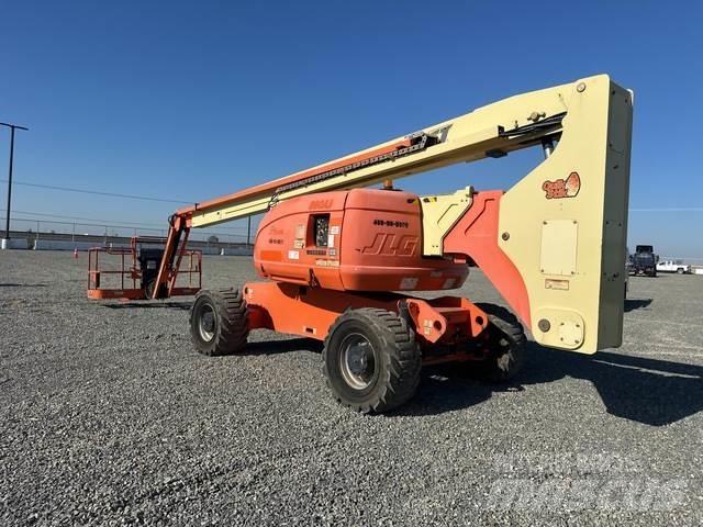 JLG 800AJ Съчленени стрелови подемници