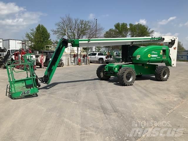 JLG 800AJ Съчленени стрелови подемници