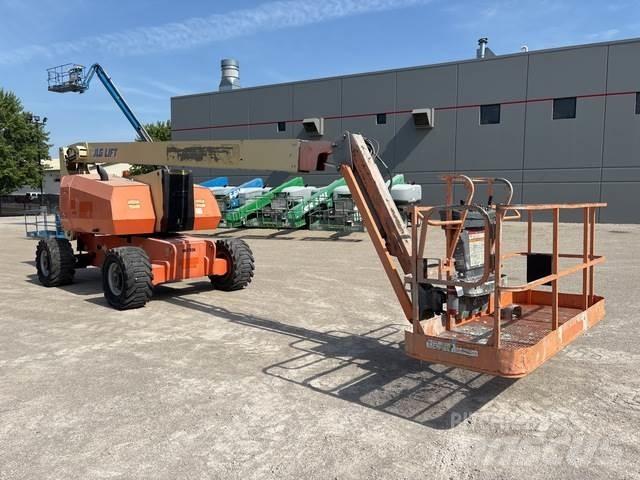 JLG 800AJ Съчленени стрелови подемници