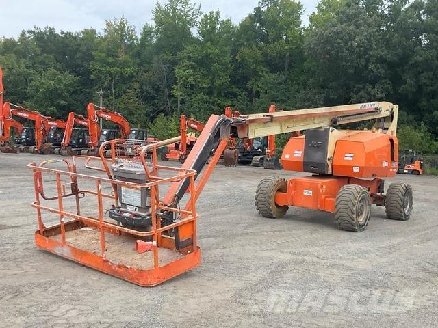 JLG 800AJ Съчленени стрелови подемници