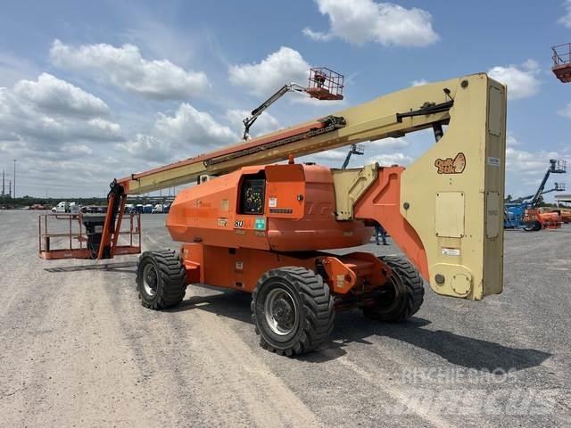 JLG 800AJ Съчленени стрелови подемници
