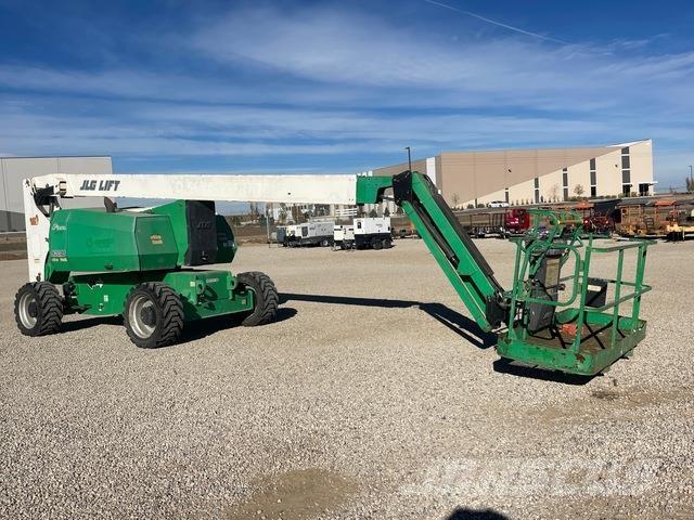 JLG 800AJ Съчленени стрелови подемници