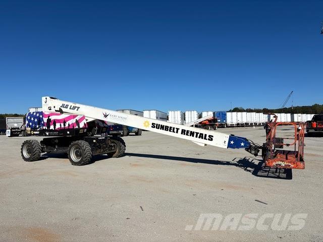 JLG 800S Телескопични повдигачи
