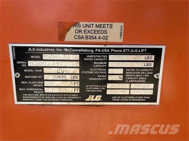 JLG 800S Телескопични повдигачи
