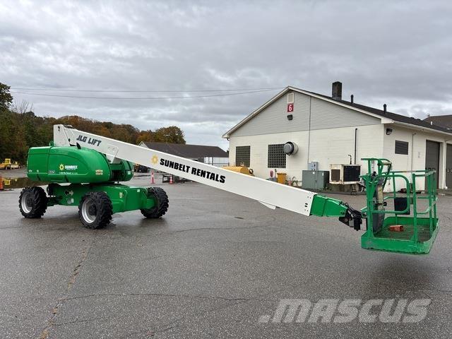 JLG 800S Телескопични повдигачи
