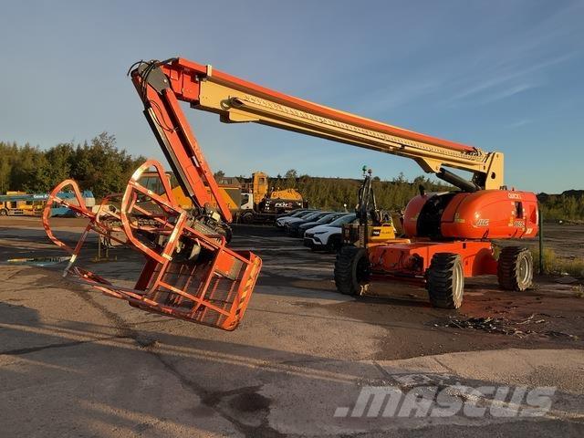 JLG 860SJ Съчленени стрелови подемници