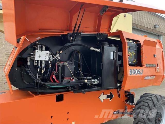 JLG 860SJ Телескопични повдигачи
