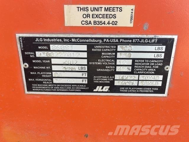JLG 860SJ Телескопични повдигачи
