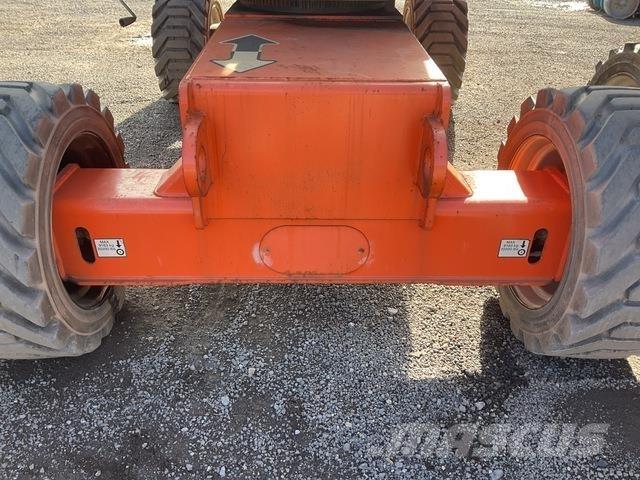 JLG 860SJ Телескопични повдигачи

