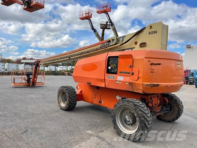 JLG 860SJ Телескопични повдигачи
