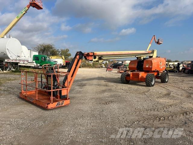 JLG 860SJ Телескопични повдигачи
