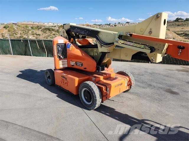 JLG E400AJP Съчленени стрелови подемници