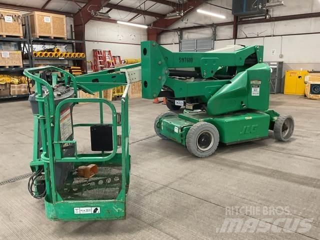 JLG E400AJPN Съчленени стрелови подемници