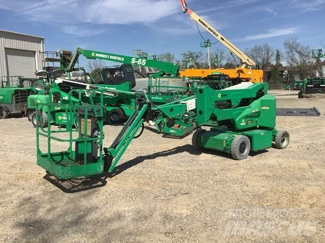 JLG E400AJPN Съчленени стрелови подемници