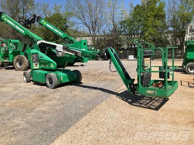 JLG E400AJPN Съчленени стрелови подемници