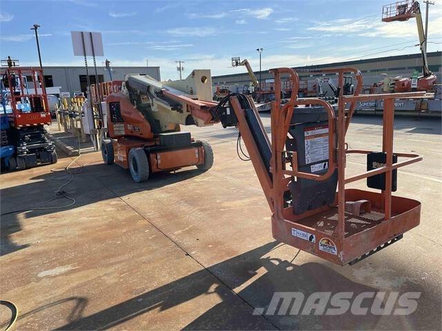JLG E400AJPN Съчленени стрелови подемници