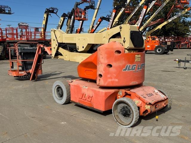JLG E400AJPN Съчленени стрелови подемници