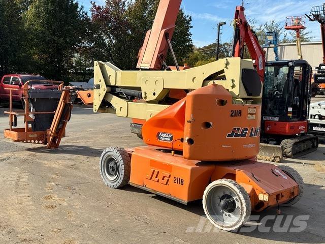 JLG E400AJPN Съчленени стрелови подемници