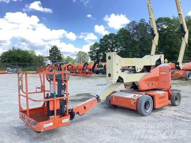 JLG E400AN Съчленени стрелови подемници