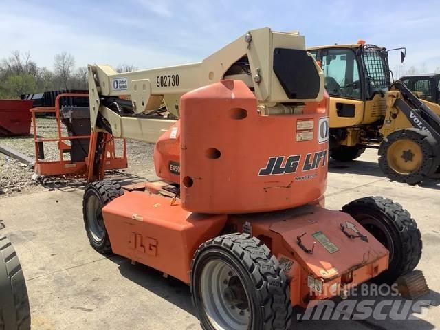 JLG E450AJ Съчленени стрелови подемници