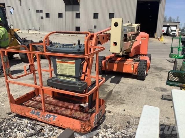JLG E450AJ Съчленени стрелови подемници