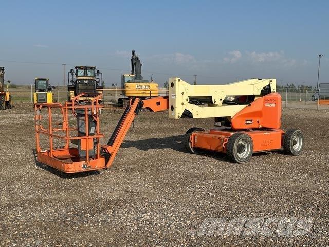 JLG E450AJ Съчленени стрелови подемници