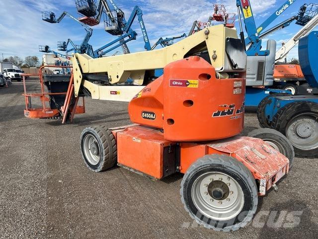 JLG E450AJ Съчленени стрелови подемници