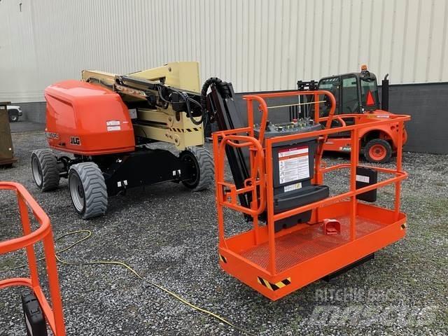 JLG EC450AJ Съчленени стрелови подемници