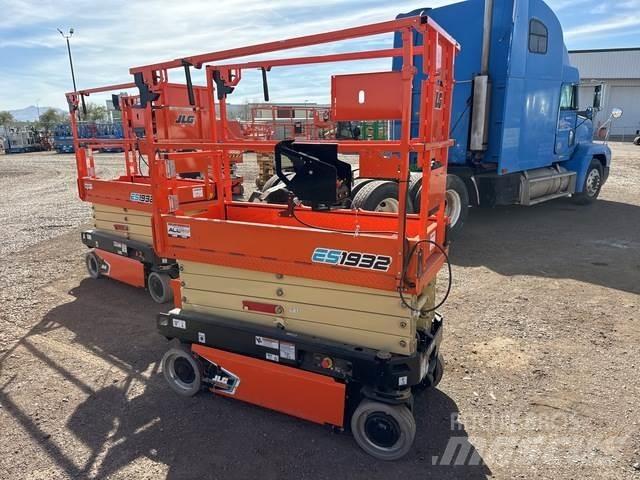 JLG ES1932 Ножични работни платформи