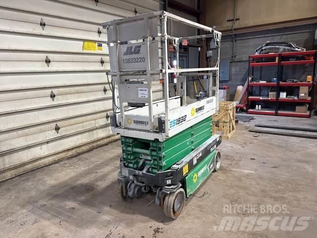 JLG ES1932 Ножични работни платформи